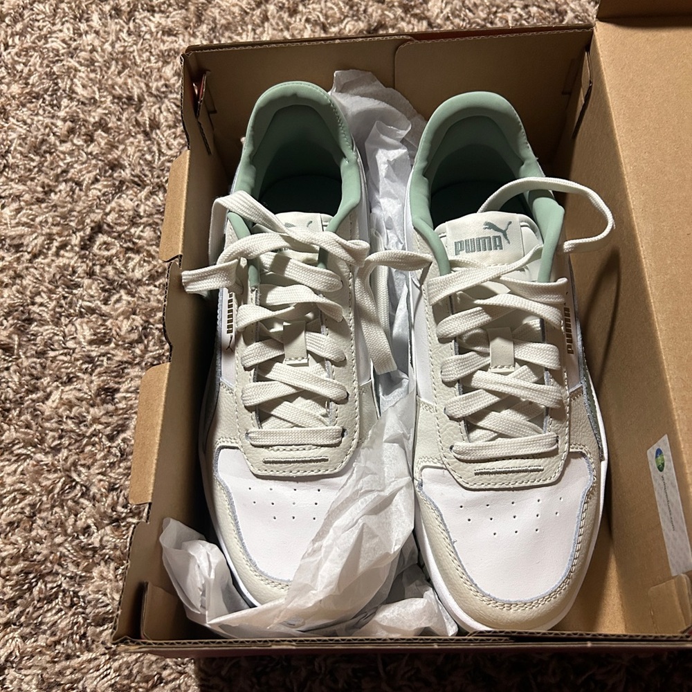 Women Puma’s platform size 6.5 FINAL Price firm on this - Picture 5 of 8